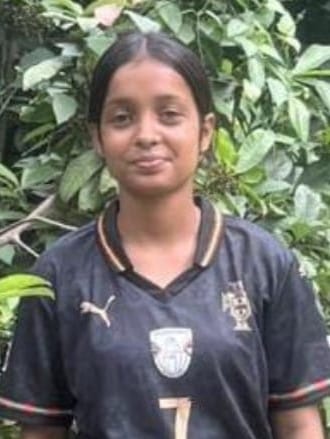 Daughter of Bhadohi wins silver medal in shooting in Rajasthan.