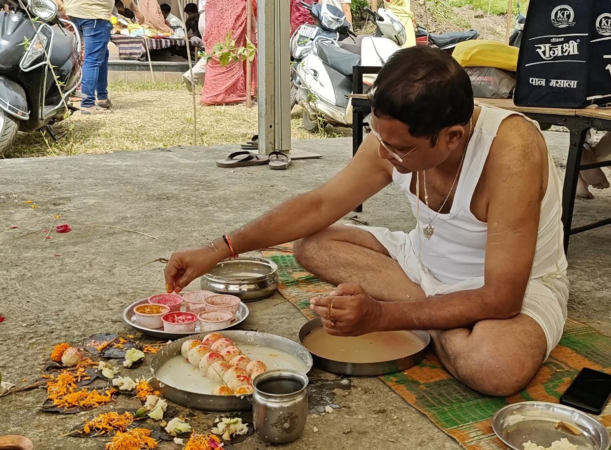 Pitru Paksha 2026: Devotees Swarm Holy City Ujjain for Ancestral Rituals