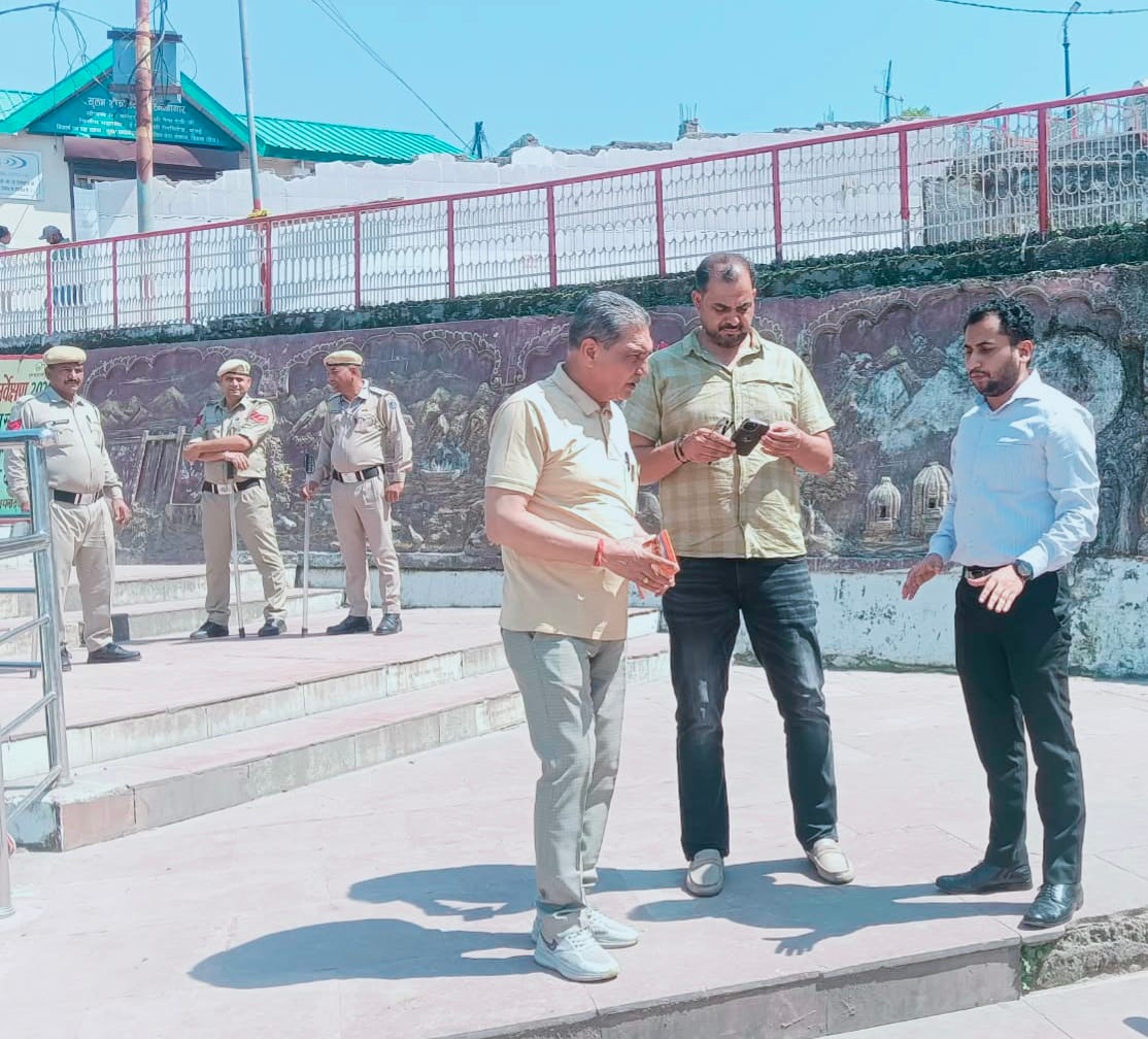 Preparations in full swing at Naina Devi temple for President's visit