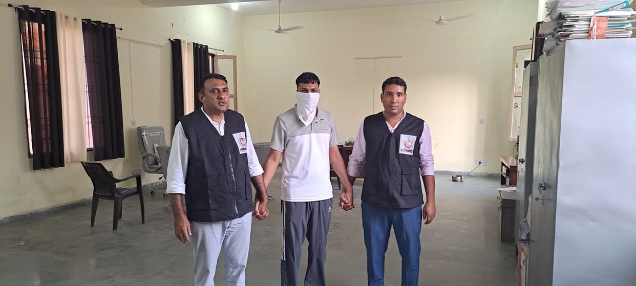 Head Constable arrested red-handed while accepting a bribe of 20,000