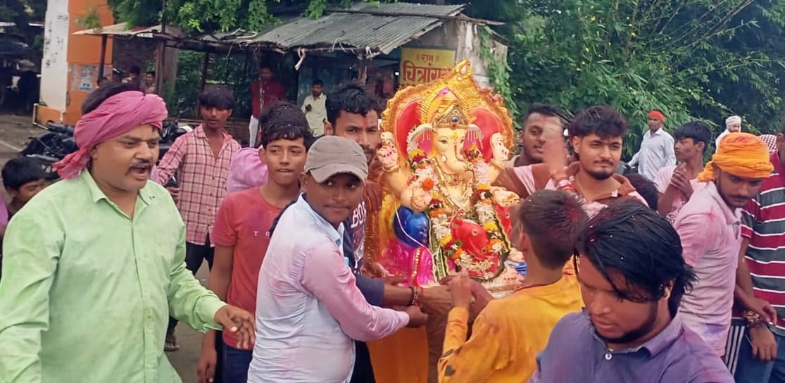 The city resounded with chants; Bappa was bid farewell with teary eyes.