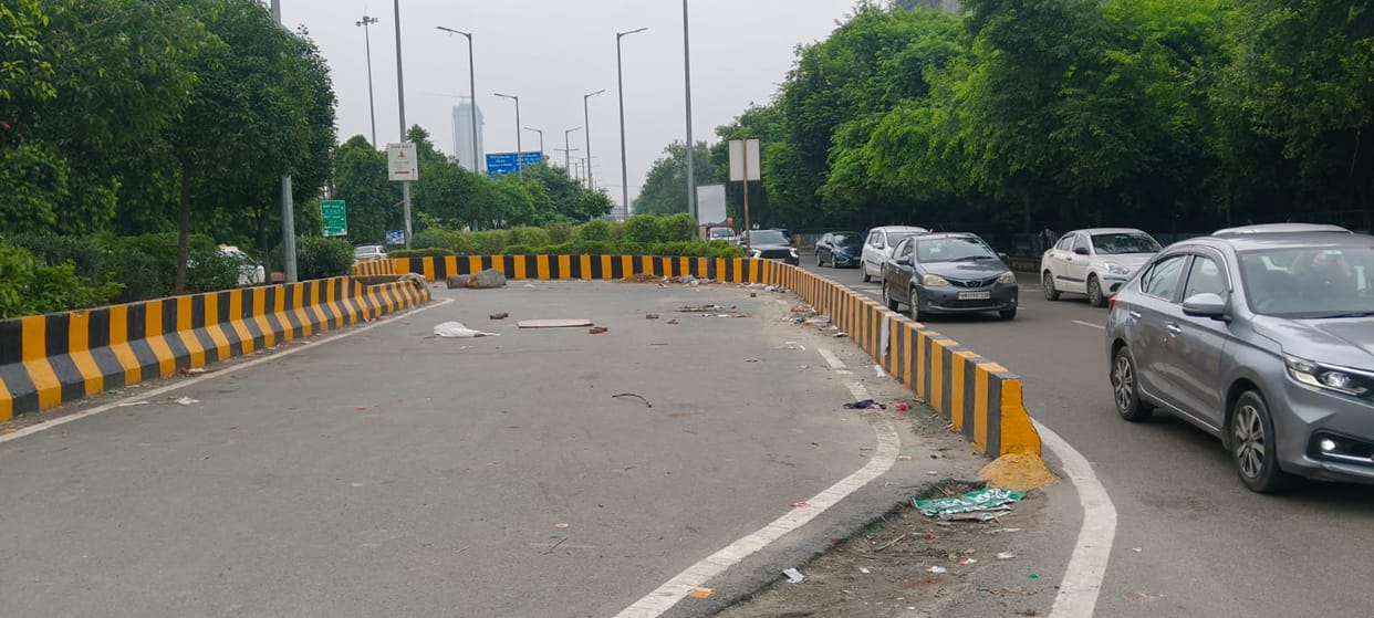 U-turn, closed for four years, has become a hazard.