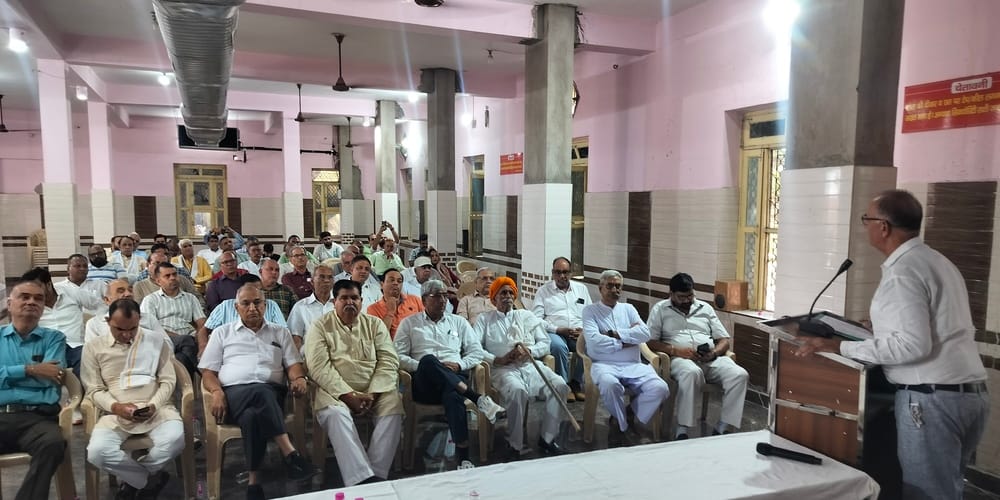The Brahmin Sabha deliberated on schemes for the welfare of society.