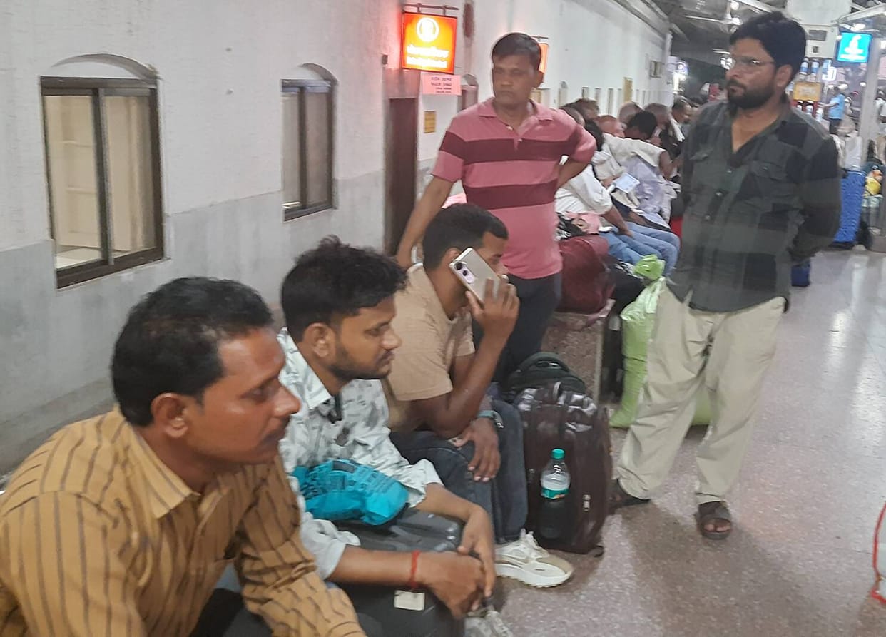 Passengers missed trains due to route changes; rain compounded the difficulties.