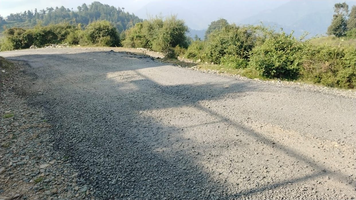Katindhi-Jhatingri road disintegrates within three months; questions raised about quality.
