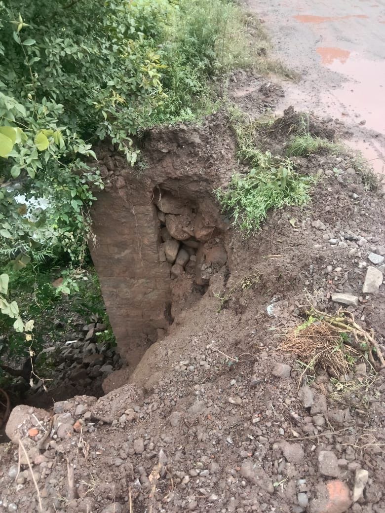 dubga falling near jamli river bridge