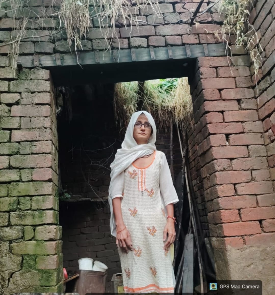 House roofs collapsed in two villages during the rain.