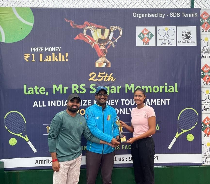 Ananya won the singles title by defeating Shatakshi.