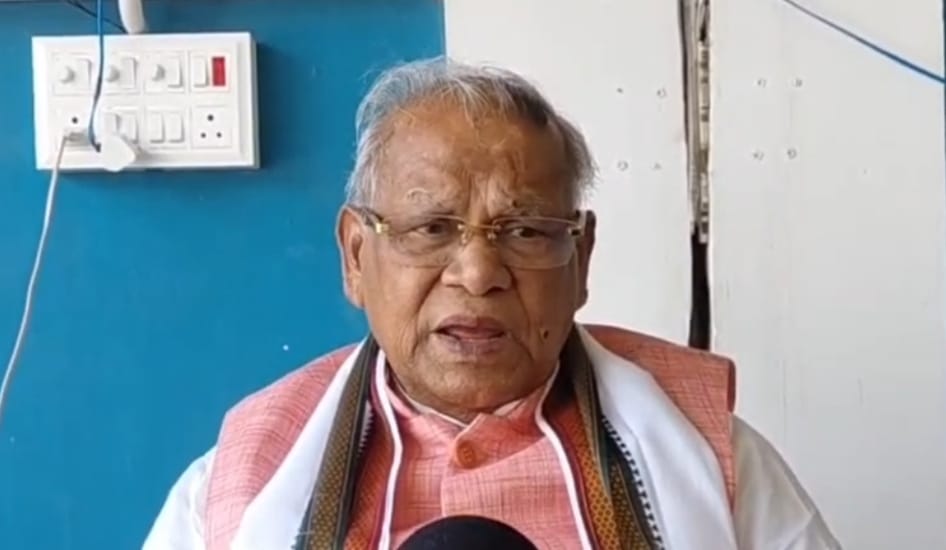 jitan ram manjhi reaction on chirag paswan congress owaisi statement election commission sir row