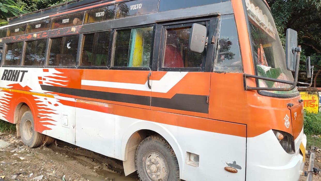 30 buses continue to ferry passengers despite failing fitness tests.