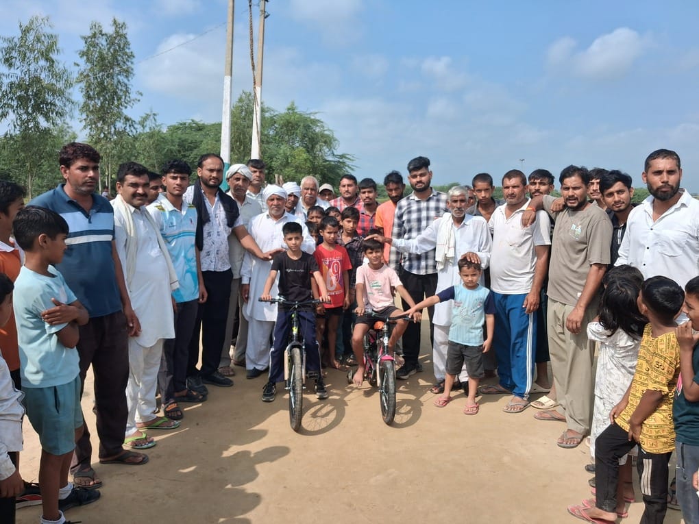 Ishika won a bicycle by securing first place in the 400-meter race.