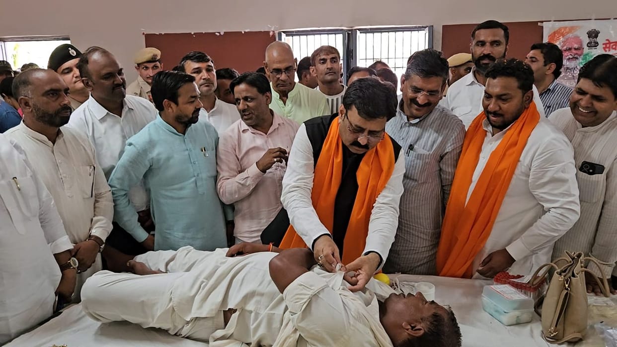 'Seva Sankalp Abhiyan': Information on schemes, health check-ups, and the 'Mann Ki Baat' message for villagers.