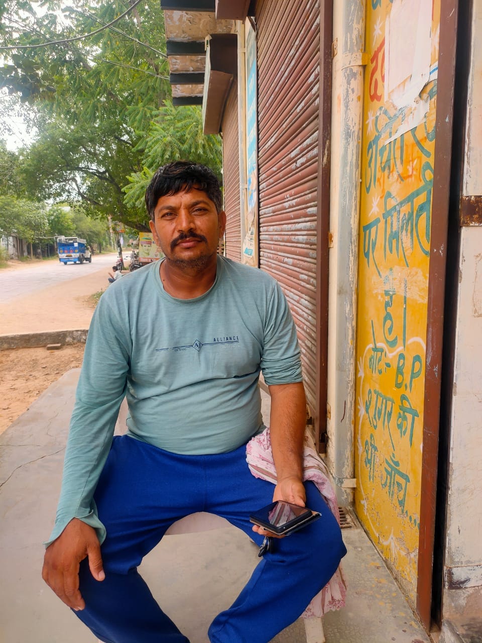 फोटो नंबर- 13निहाल सिंह, किसान, गांव- बिहाली