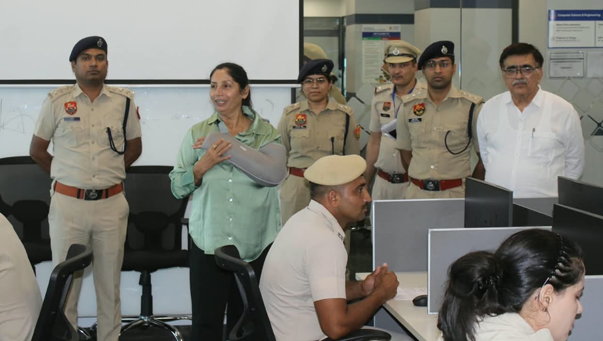 325 police personnel took the B-1 test for promotion.