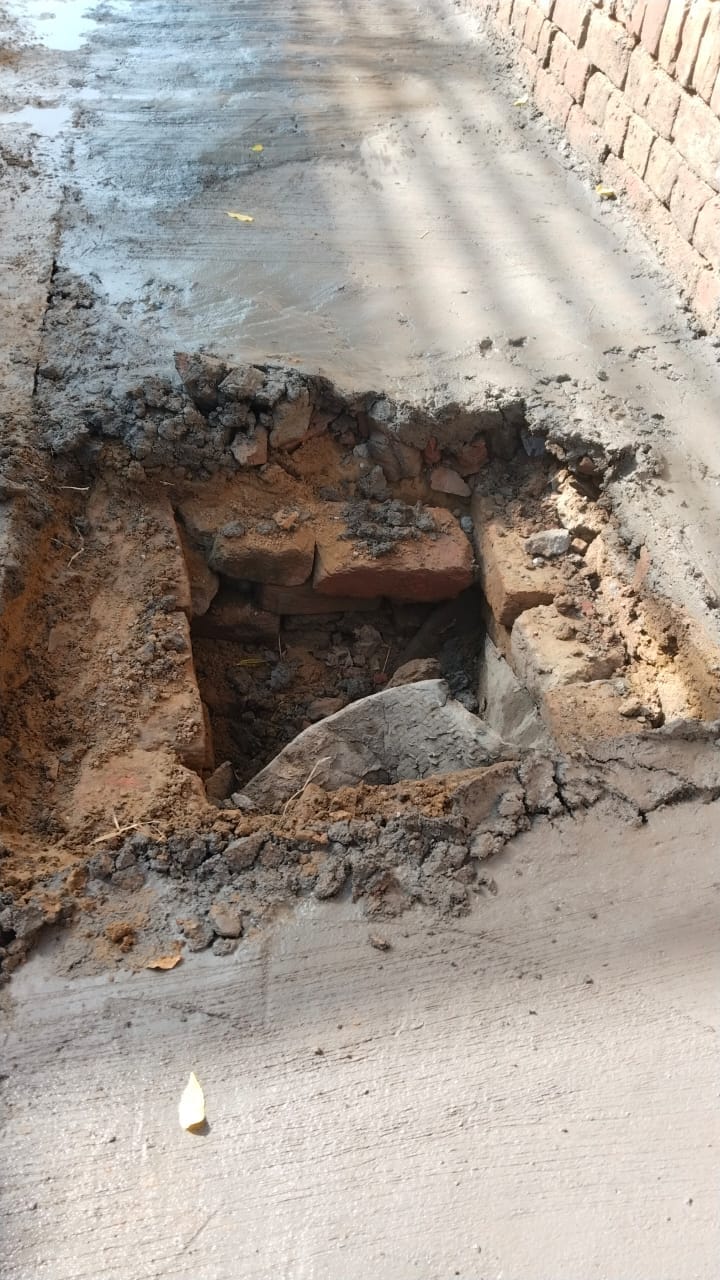 Residents of Ashoknagar outraged over substandard street construction; work halted