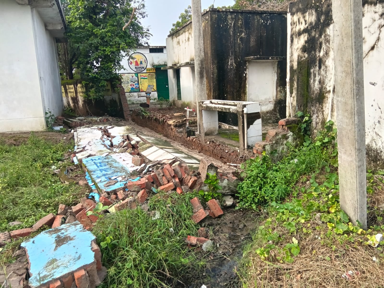 Primary school wall collapses due to rain