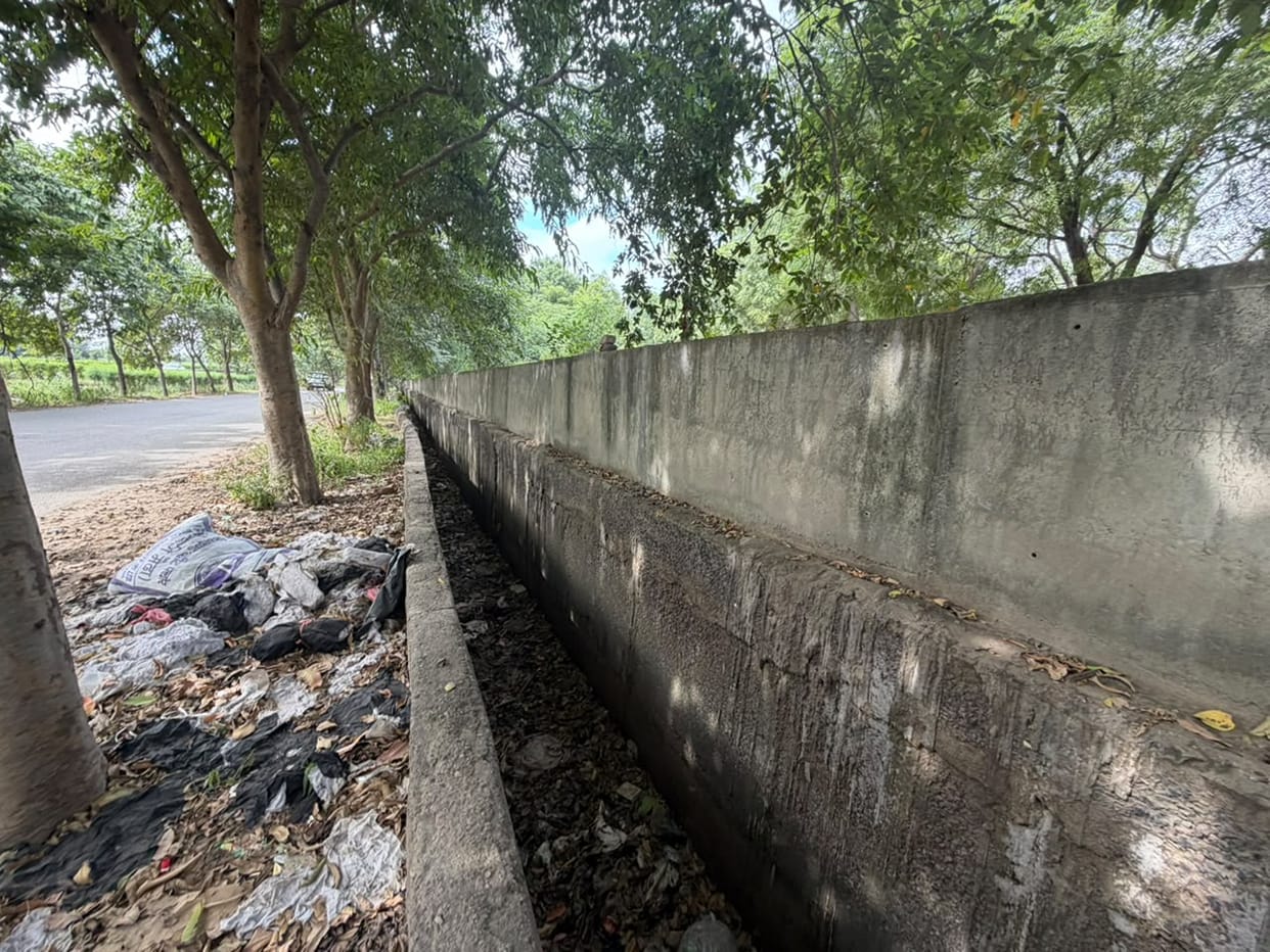 Open drain turns into a death trap; youth dies after falling in.