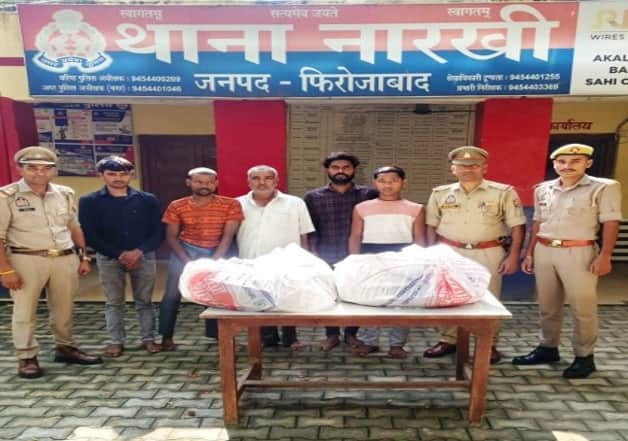 नारखी पुलिस की गिरफ्त में विद्युत चोरी की घटना के शामिल आरोपी। स्त्रोत: पुलिस