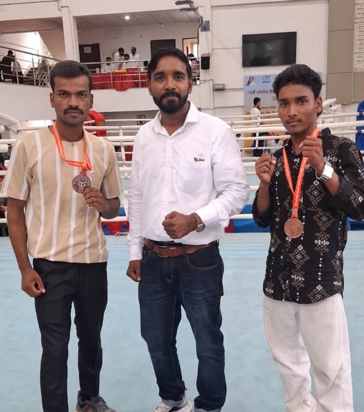 Siddharthnagar News: Two students from Ratan Sen Inter College won bronze medals
