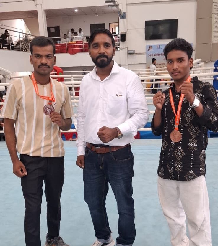 Siddharthnagar News: Two students from Ratan Sen Inter College won bronze medals
