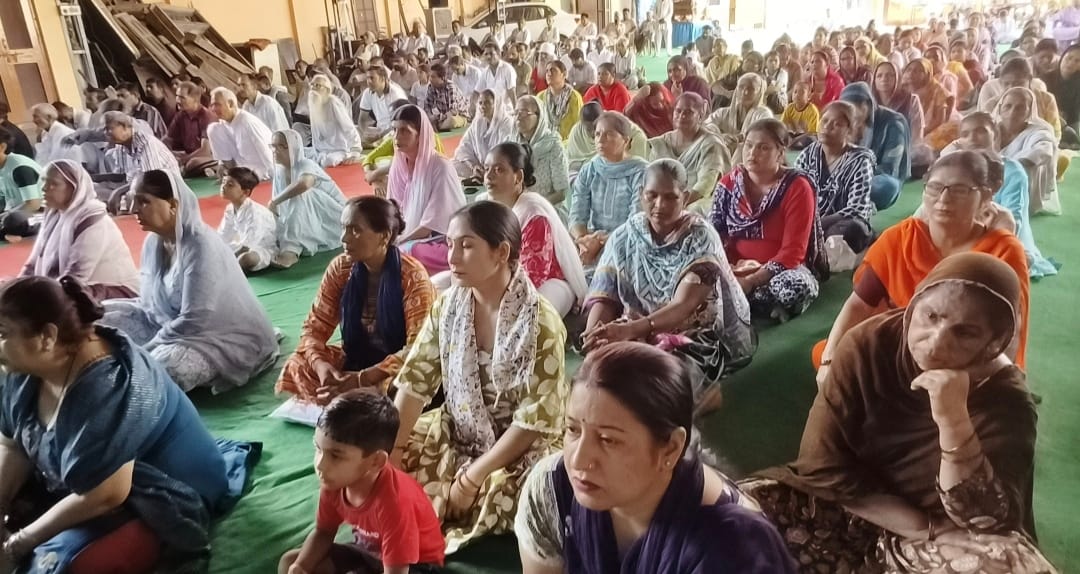 The Guru holds the supreme position in the spiritual tradition: Sadhvi Bhavna
