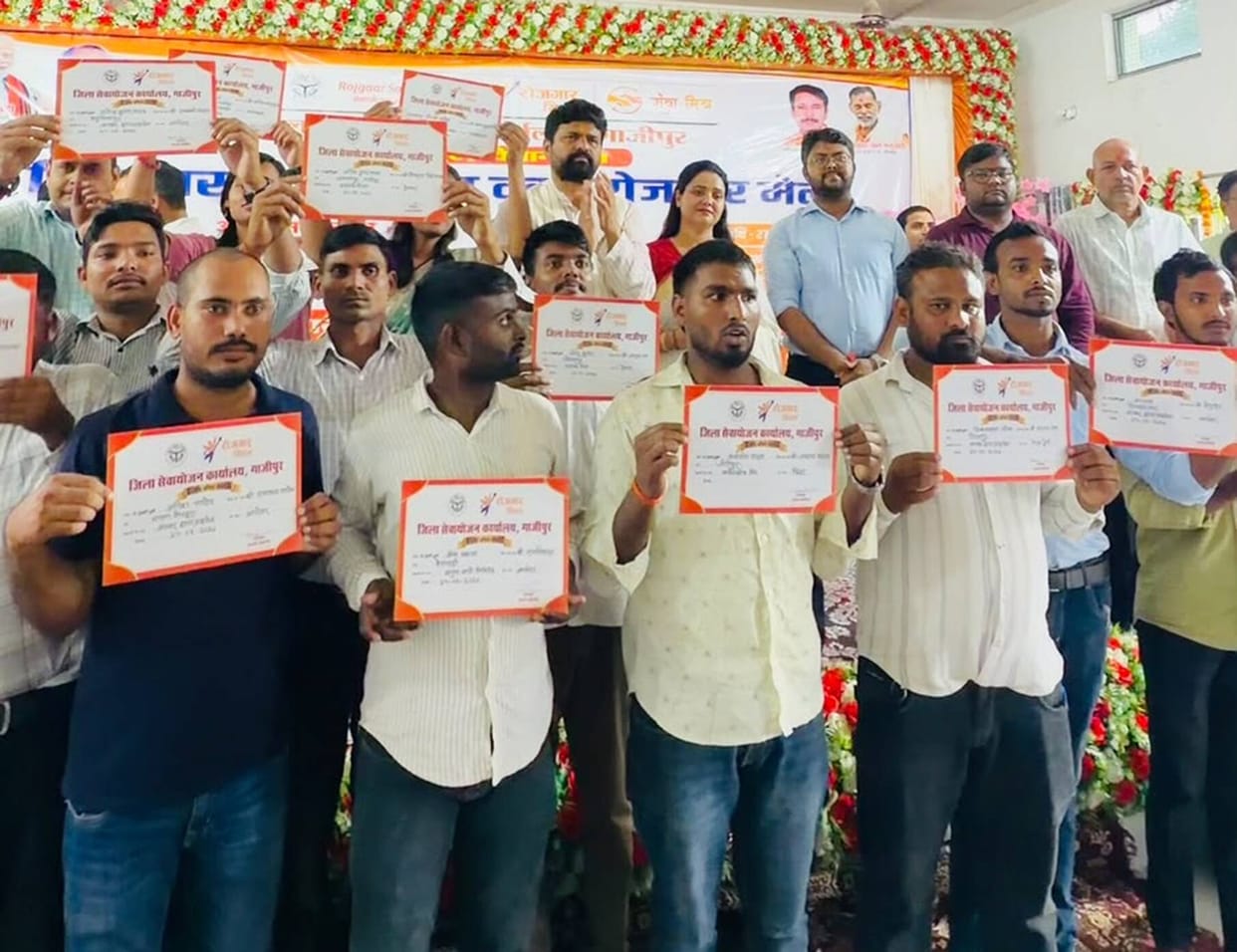 Over 2,000 candidates attended the job fair; 654 received offer letters.
