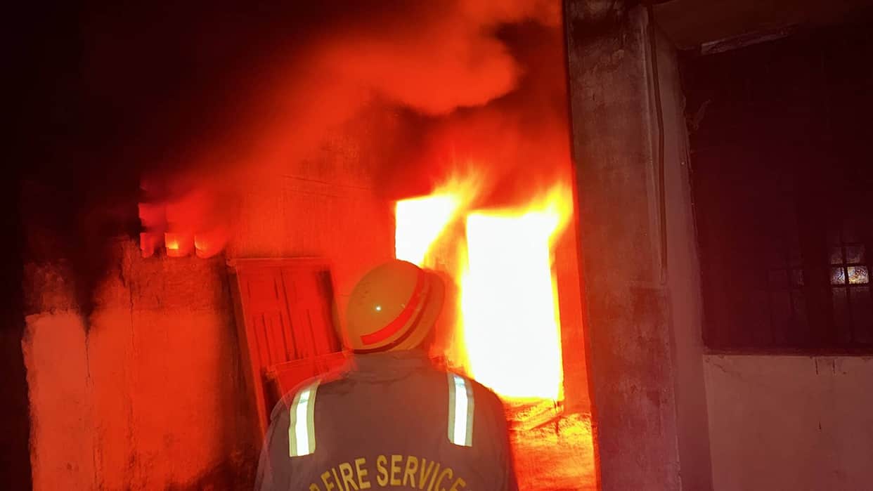 begusarai-gas-leak-fire-four-family-members-injured
