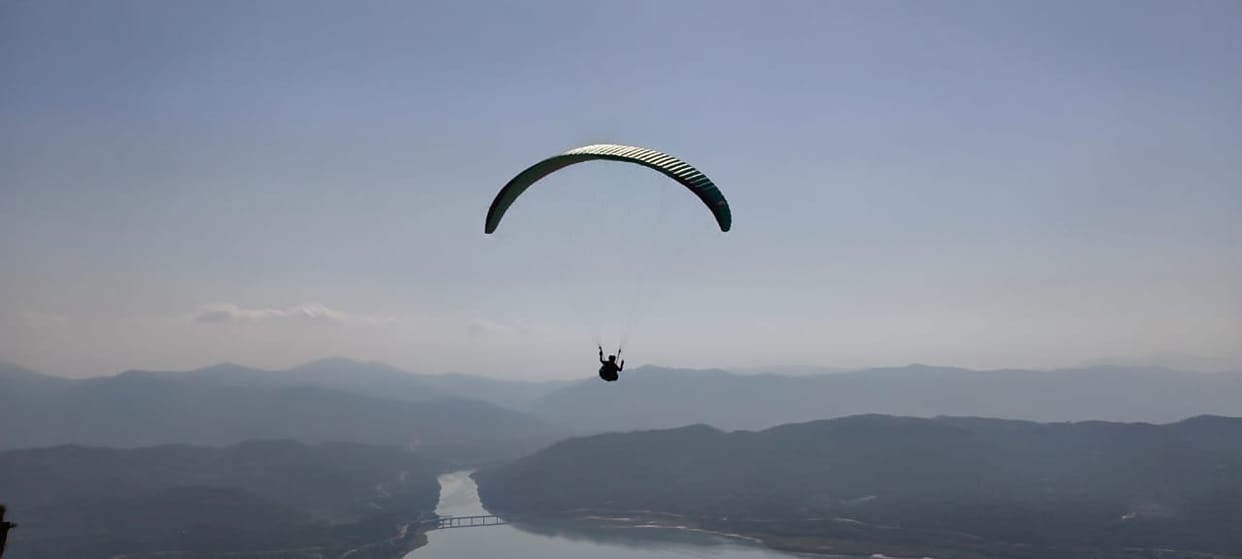 Eight pilots learned the technique of handling gliders during challenging flights at Bandla Dhar.