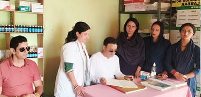 डोडा बीएमओ अस्सर ने तीन स्वास्थ्य केंद्रों का औचक निरीक्षण किया