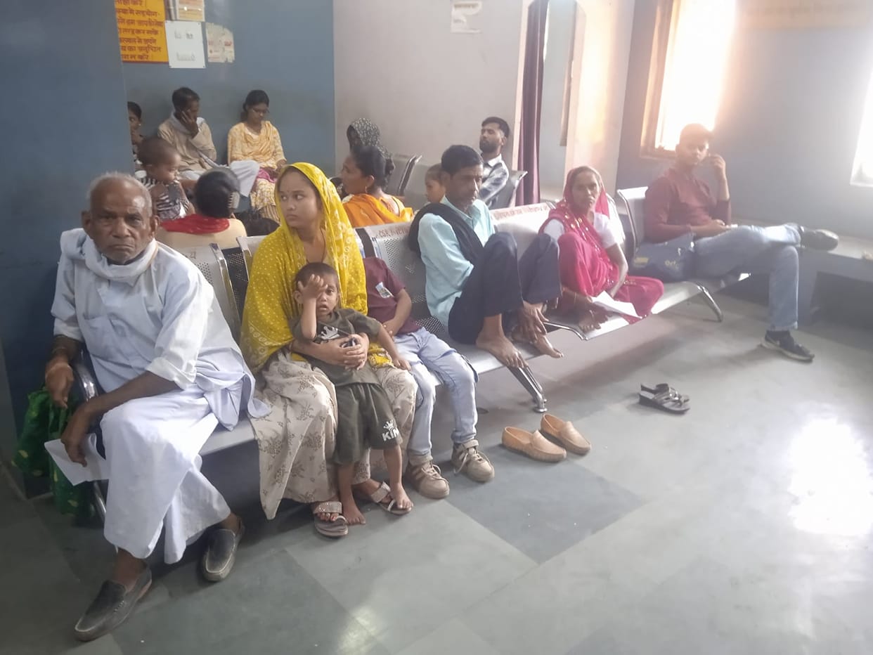 District hospital reopened after a day; 1,453 patients received treatment.