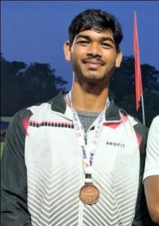 Athlete Suraj won the bronze medal in the decathlon event.