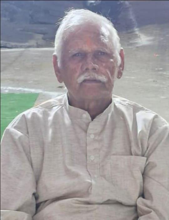 फोटो:30: नक्षत्र सहाय दुबे। स्रोत : परिजन