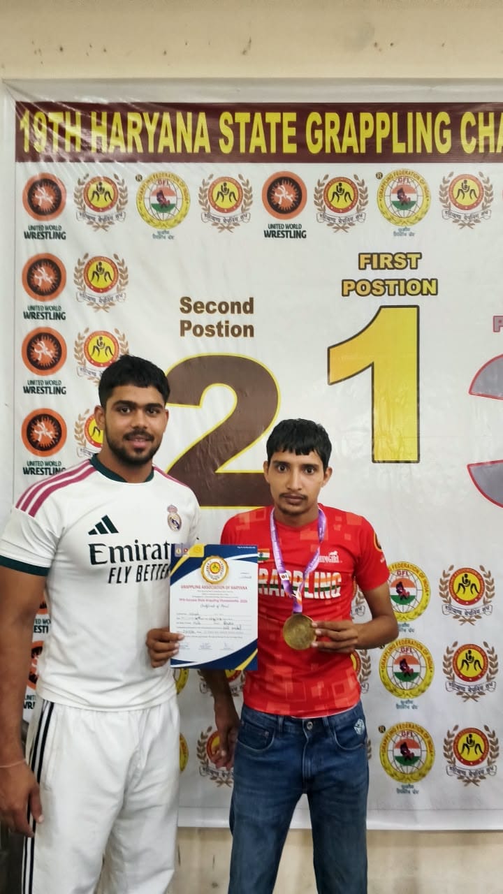 Ankush Jangra won the gold medal at the state-level Grappling Championship.