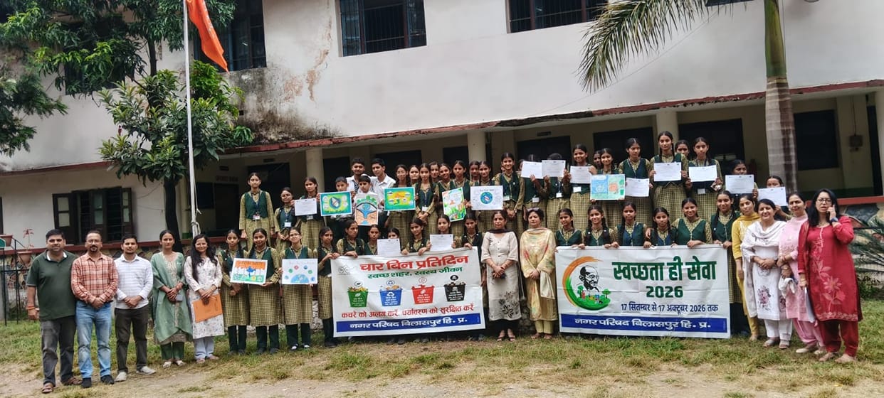 Female students explained the importance of cleanliness through art and writing.