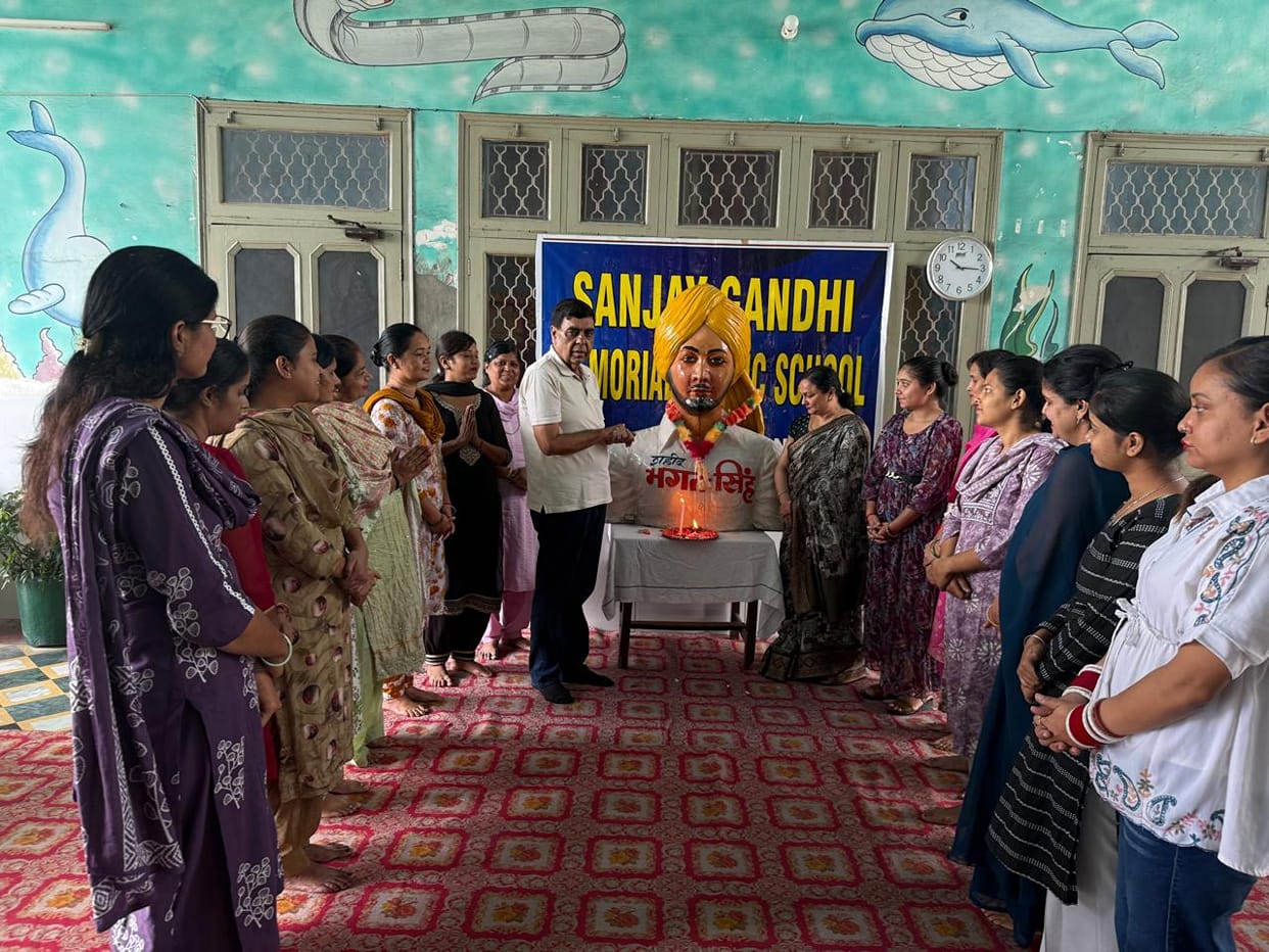 Paid tribute to Martyr Bhagat Singh