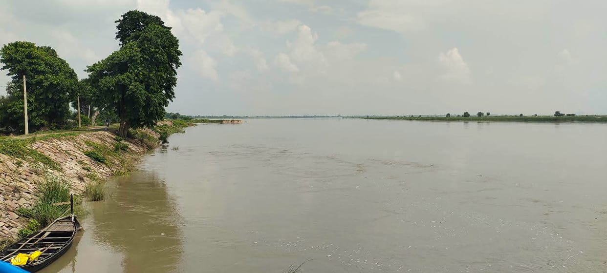 Saryu crosses danger mark for the third time; hardships mount in flood-affected villages.