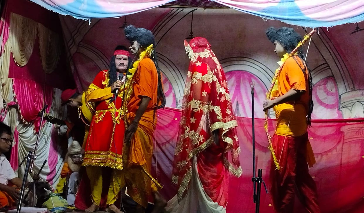 Shri Ram set out for the forest with his wife and brother.