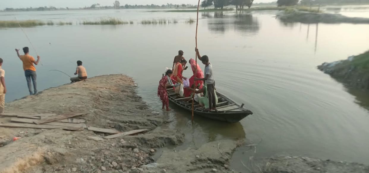 Saryu crosses danger mark; 32 villages affected.