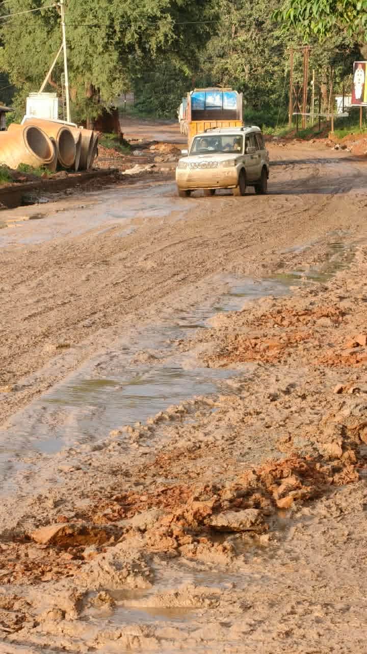 Road blockade planned for September 30 to protest against dilapidated road; Advocates' Association submits mem