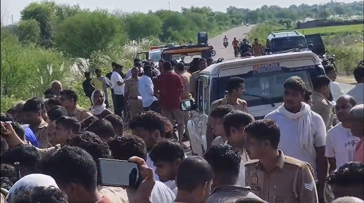 Azamgarh News: सर्विस लेन के किनारे मिला युवक का शव