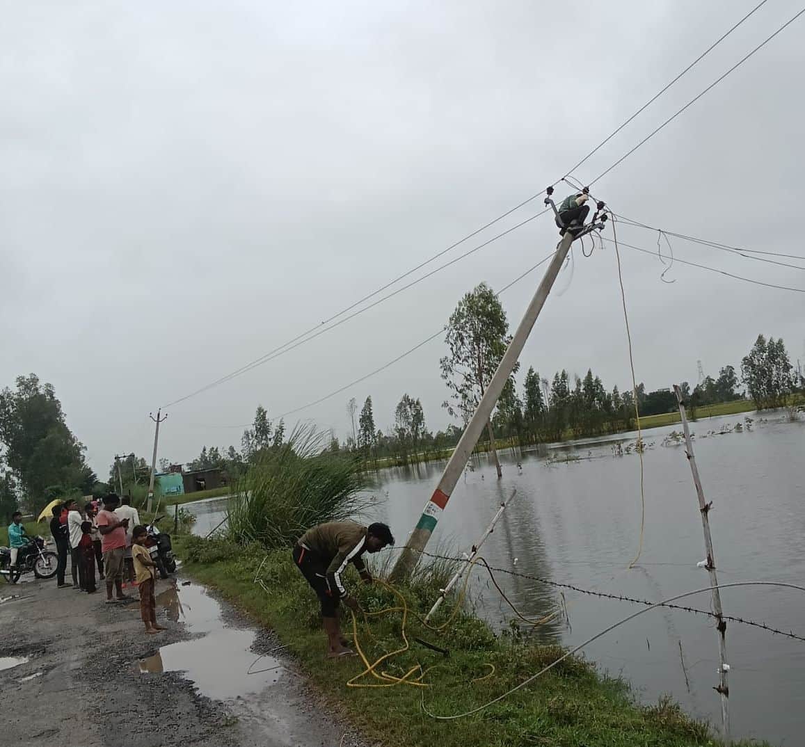 Power supply in the city has improved, but the situation in rural areas remains poor.