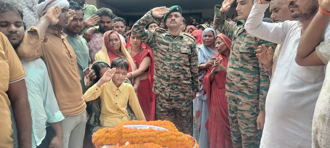 Army personnel's mortal remains reach native village; family members break down in grief.