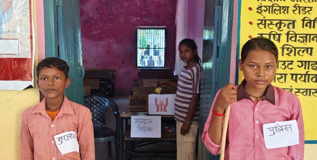 Ashish becomes Prime Minister of the Children's Parliament.