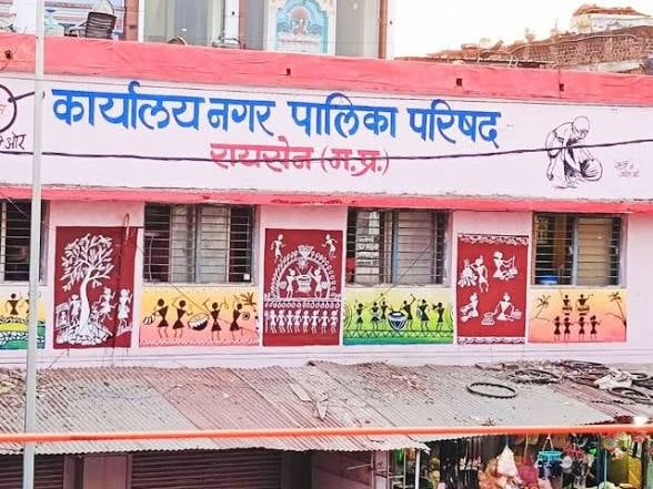 रायसेन: दो करोड़ की वसूली के लिए नगर पालिका का शिकंजा, 80 दुकानदारों को नोटिस भेजा, तालाबंदी की तैयारी