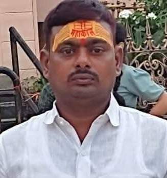 Chandauli News: वाहन की टक्कर से पूर्व ब्लॉक प्रमुख के बेटे की मौत, चालक पर प्राथमिकी