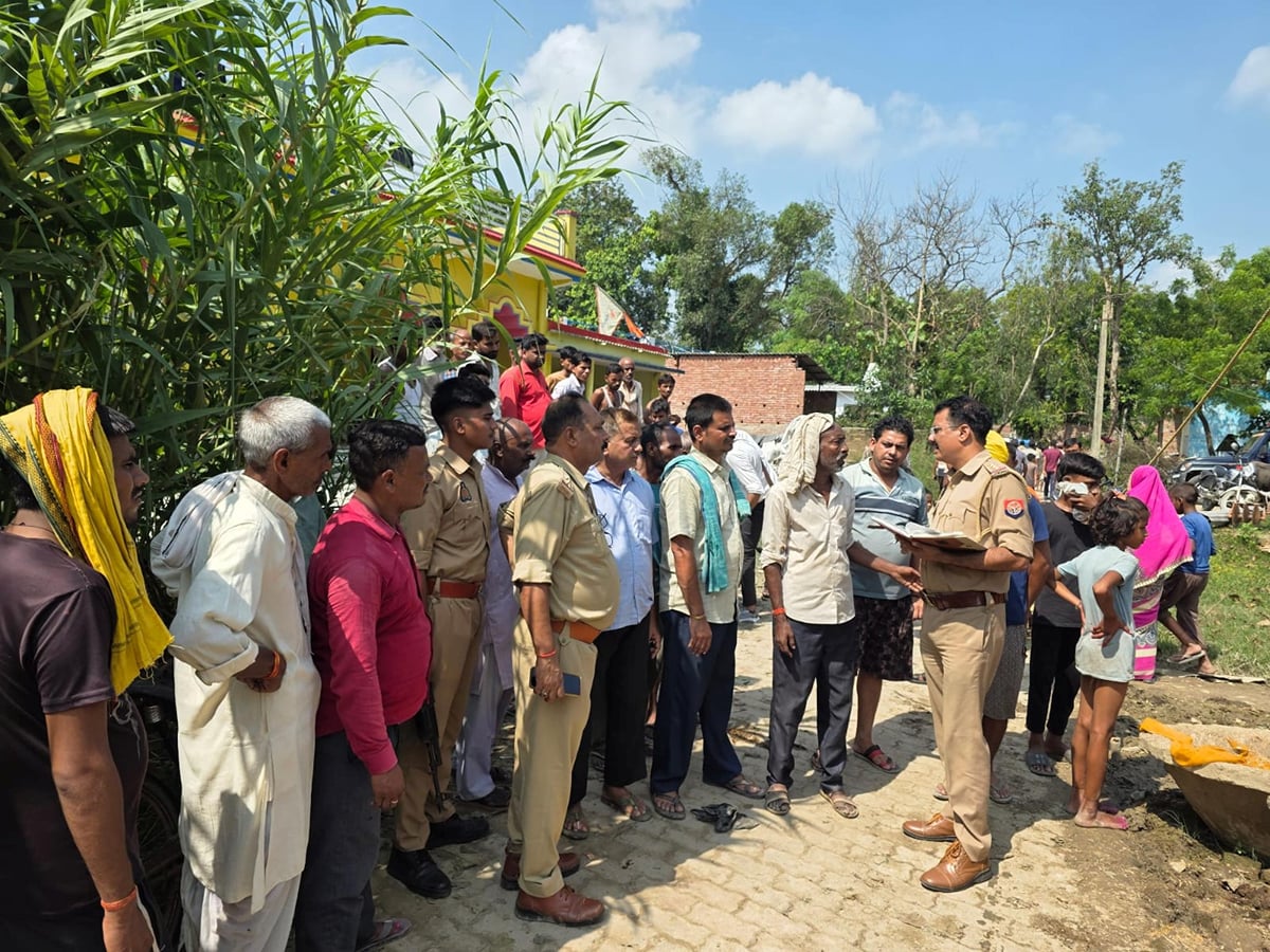 Bahraich News: पानी भरे गड्ढों में डूबने से बच्चे व श्रमिक की मौत