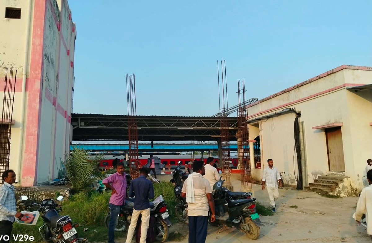Prayagraj News: ट्रेनों का विस्तार फिर भी जंघई जंक्शन पर अब तक शौचालय नहीं