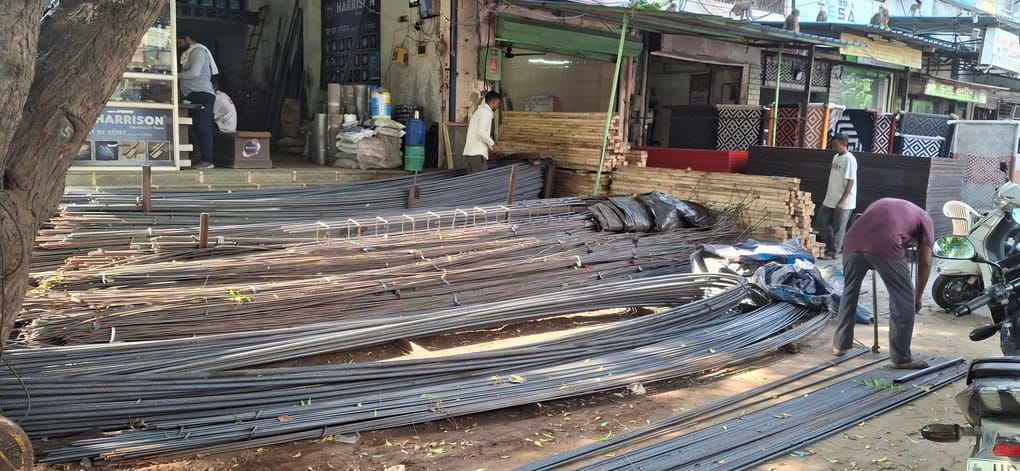 Construction material costs rise; prices of steel bars and pipes