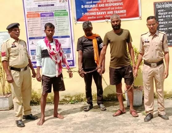 गौ-तस्करी के मामले तीन आरोपी गिरफ्तार