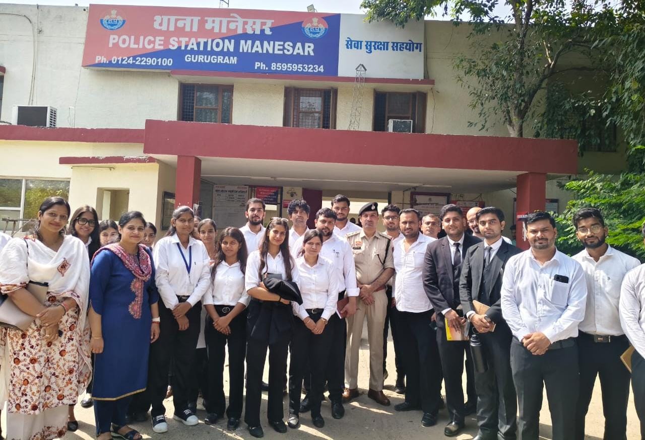 गुरुग्राम लॉ  के छात्रों ने किया थाना मानेसर का शैक्षणिक भ्रमण। पुलिस पीआरओ